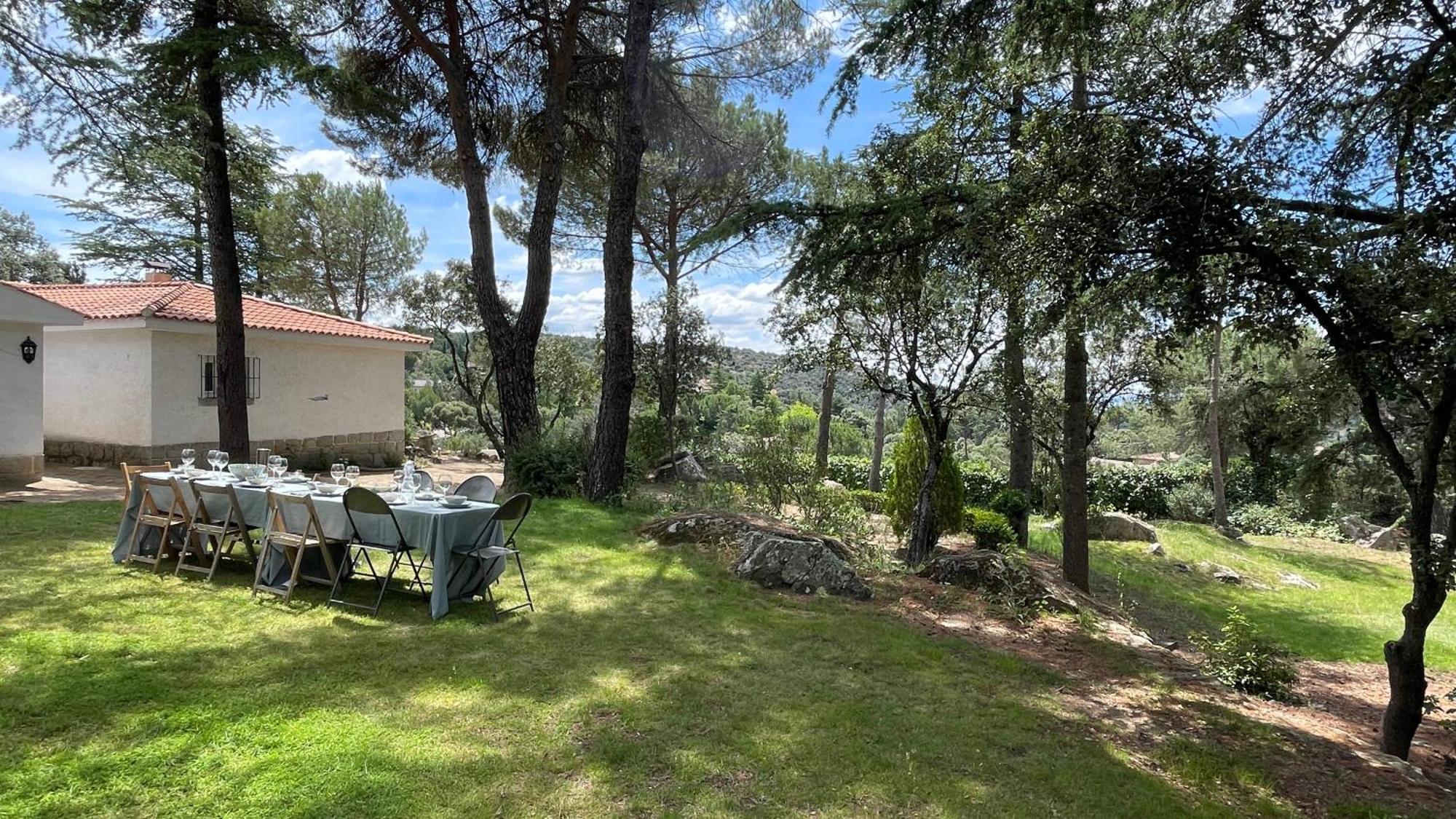 Chalet Con Piscina En Torrelodones Esterno foto