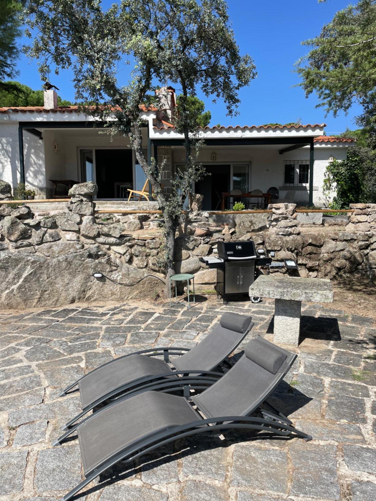 Chalet Con Piscina En Torrelodones Esterno foto