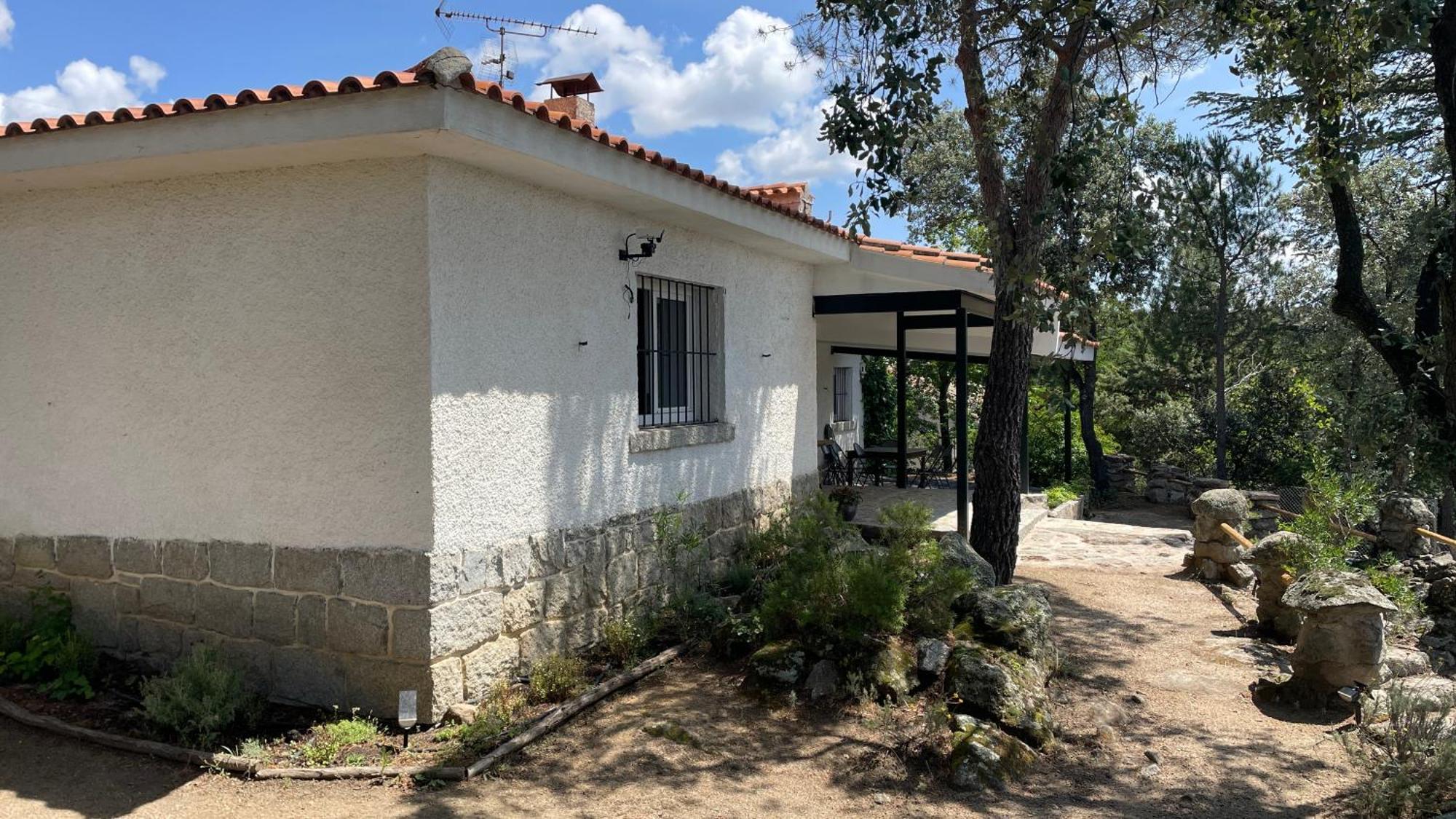 Chalet Con Piscina En Torrelodones Esterno foto