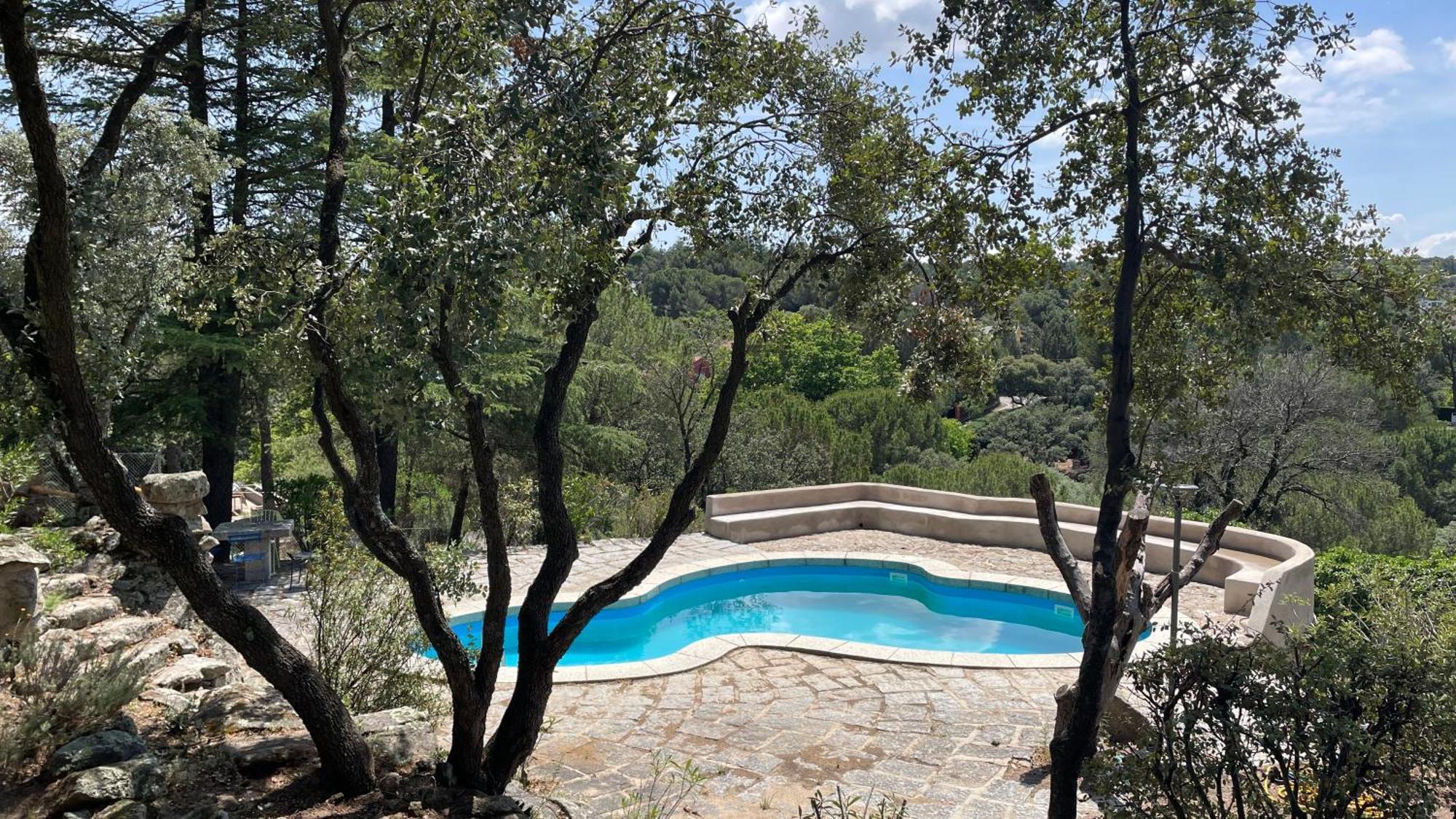 Chalet Con Piscina En Torrelodones Esterno foto
